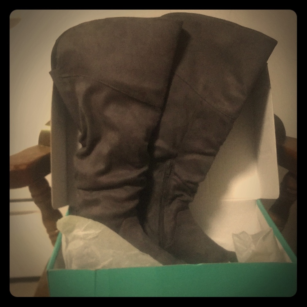 Dress/casual boots